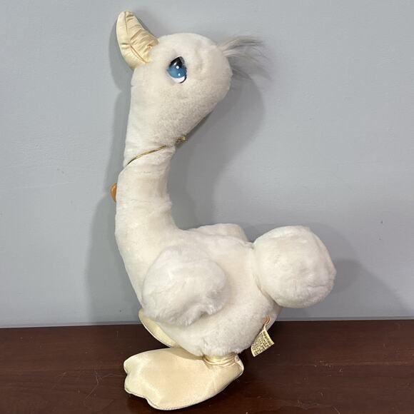 Vintage 1985 Applause Precious Moments Goose Hilda 4553 Plush Super Soft Plush - Picture 4 of 7